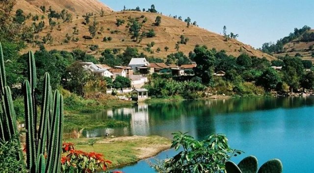 Antananarivo.jpg, 85 KB